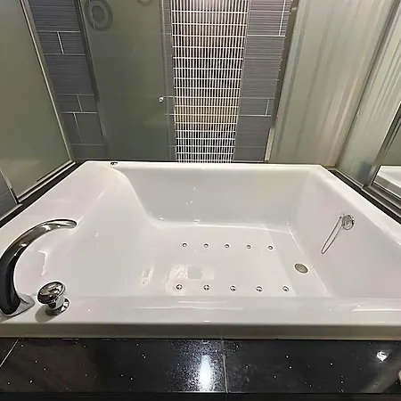 Sinchon Boutique Hip Hotel