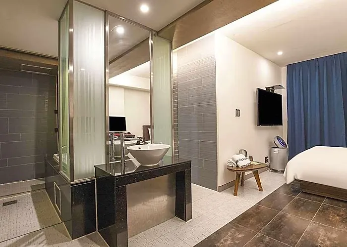 Sinchon Boutique Hip Hotel 2*