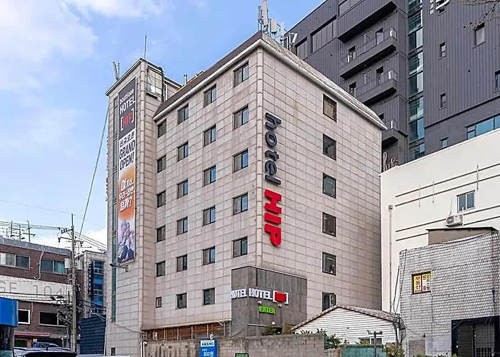Sinchon Boutique Hip 2*