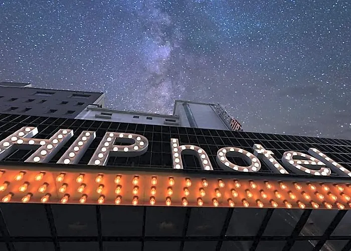 Hotel Sinchon Boutique Hip 2*