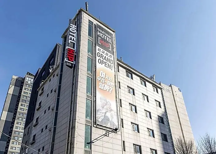 Hotel Sinchon Boutique Hip 2*