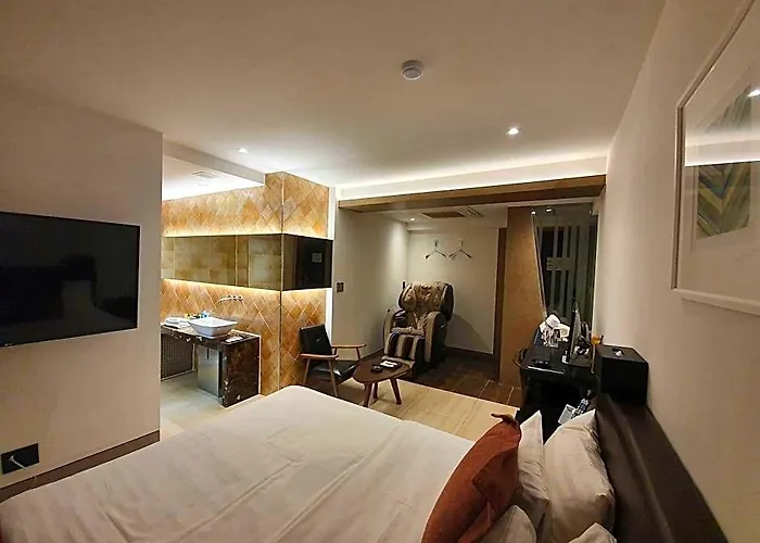 Sinchon Boutique Hip Hotel 2*